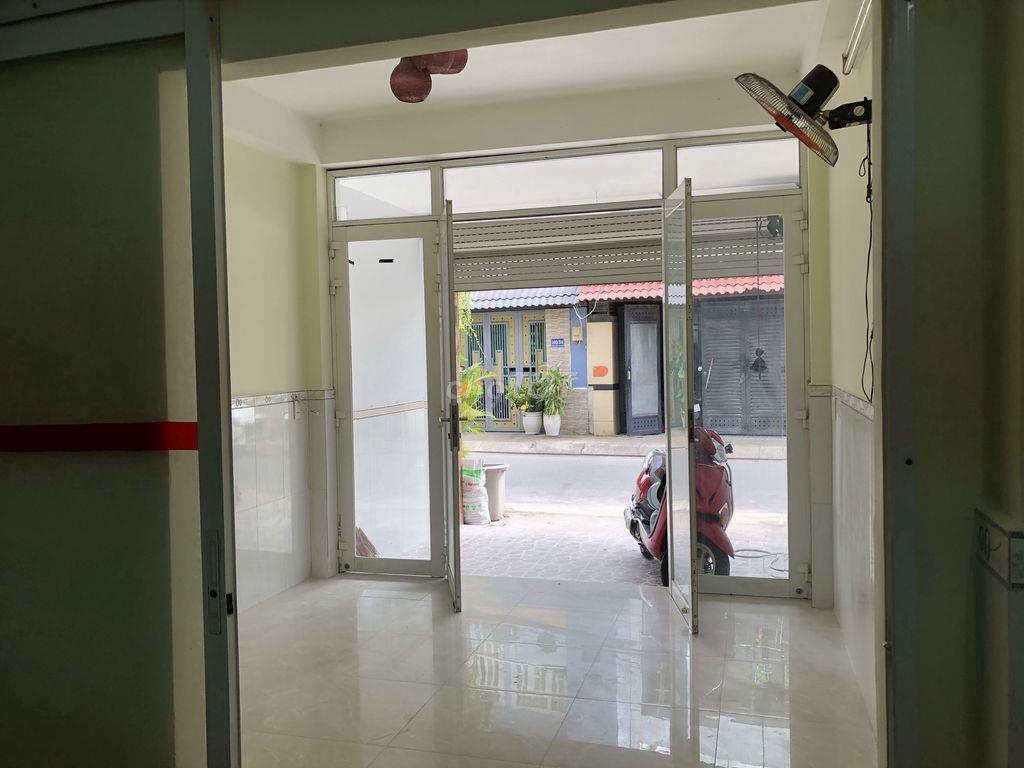 Cho thuê nhà nguyên căn P15 Tân Bình, hẻm xe hơi, gần CC Phúc Yên