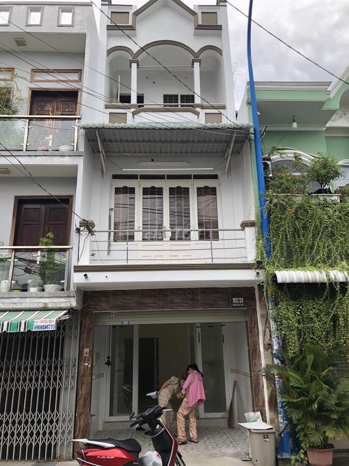 Cho thuê nhà nguyên căn P15 Tân Bình, hẻm xe hơi, gần CC Phúc Yên