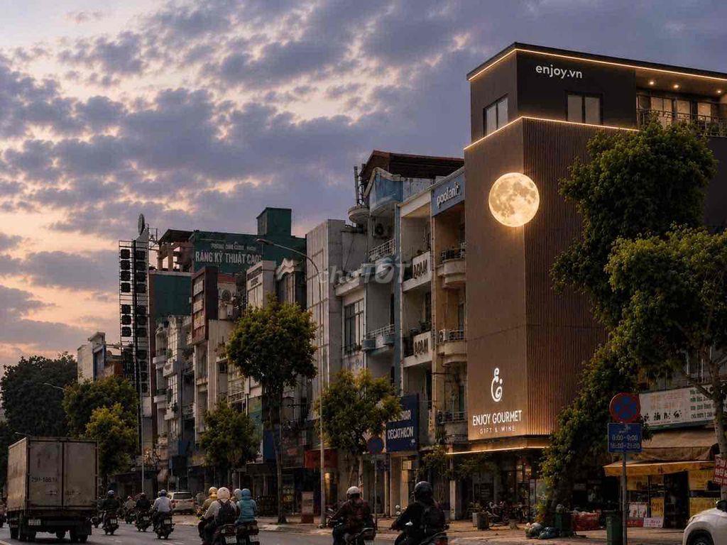 Chính chủ cho thuê 2 sàn văn phòng toà nhà góc 2 MT Cộng Hoà