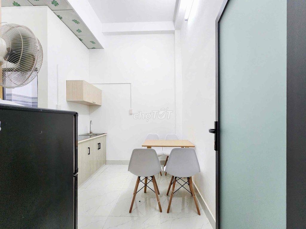 Phòng ngủ tách bếp đầy đủ nội thất máy giặt riêng