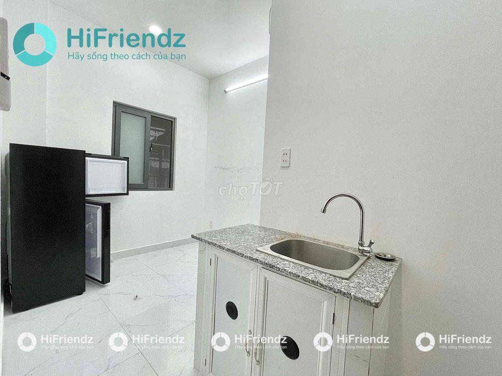 Phòng full nội thất 2 phút qua đh Văn Hiến cửa sổ trời