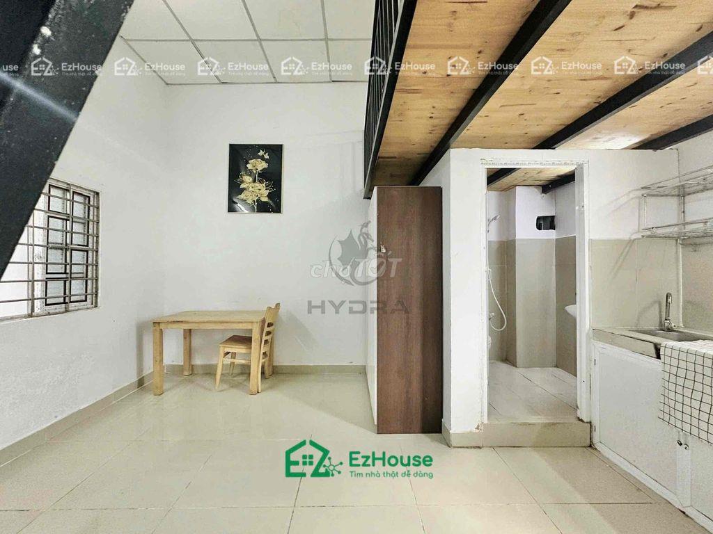 Nhà đẹp đi bộ qua đh Hồng Bàng,sát bên đh Văn Hiến rộng rãi