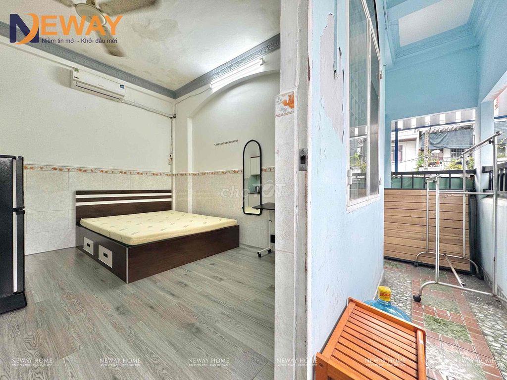 TRỐNG SẴN STUDIO ĐẦY ĐỦ NỘI THẤT NGAY KHU BÀU CÁT CÓ BAN CÔNG THOÁNG