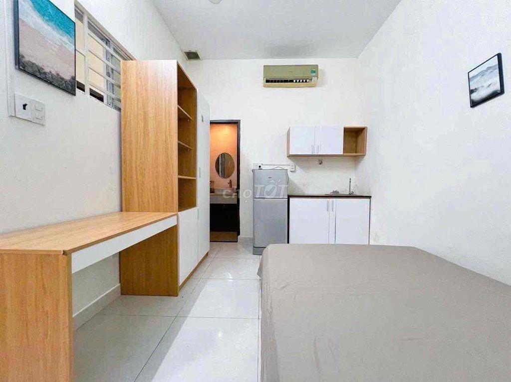 STUDIO ĐẦY ĐỦ NỘI THẤT NGAY KHU BÀU CÁT GẦN CHỢ,TRUNG TÂM CÓ THANG MÁY
