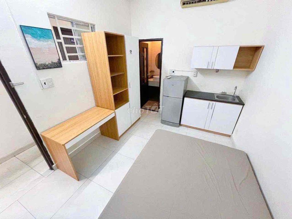 STUDIO ĐẦY ĐỦ NỘI THẤT NGAY KHU BÀU CÁT GẦN CHỢ,TRUNG TÂM CÓ THANG MÁY