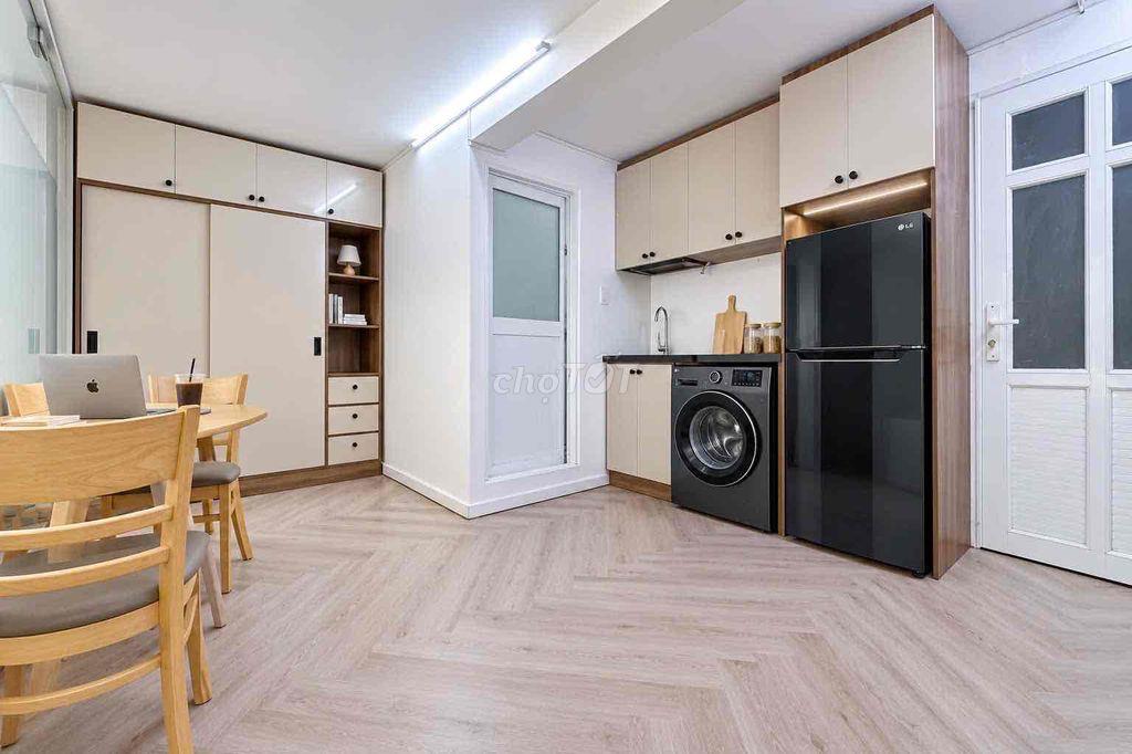 CHDV ĐẦY ĐỦ NỘI THẤT - TÁCH BẾP NGAY KHU DÂN CƯ BÀU CÁT GẦN CHỢ