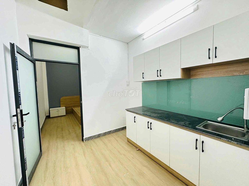 TRỐNG SẴN STUDIO TÁCH BẾP-MÁY GIẶT RIÊNG NGAY KHU BÀU CÁT GẦN CHỢ