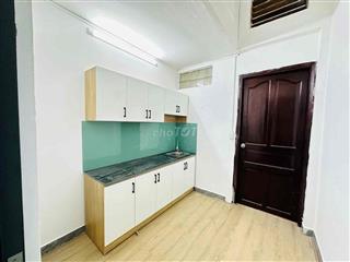 TRỐNG SẴN STUDIO TÁCH BẾP-MÁY GIẶT RIÊNG NGAY KHU BÀU CÁT GẦN CHỢ