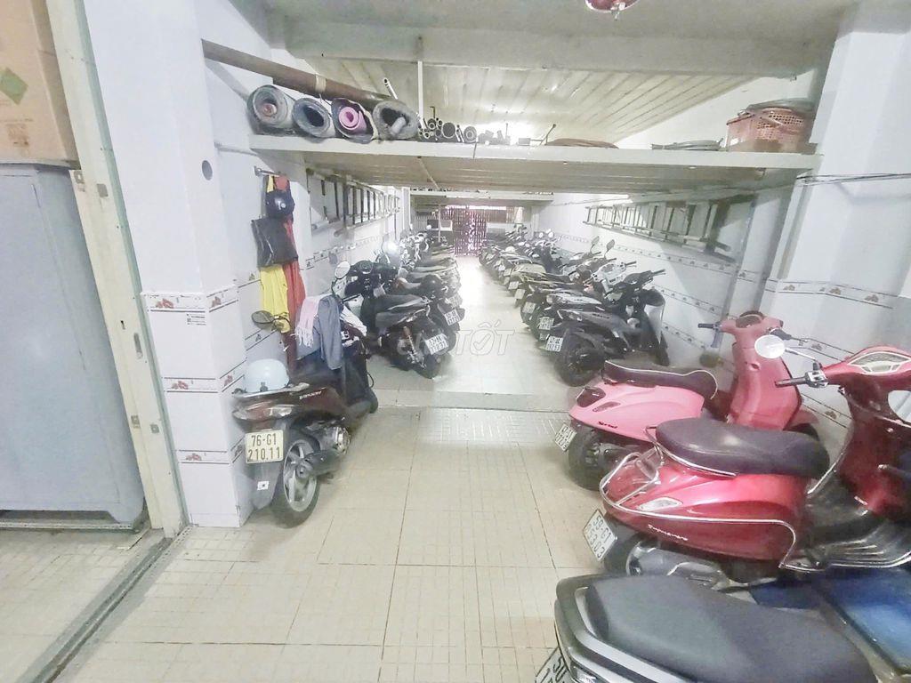 Văn Phòng Cho Thuê Mặt Tiền Đường Cộng Hòa Gần ETOWN Đối Diện Sân Bay