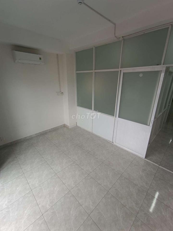 Căn Hộ 2PN 60m2 Mặt Tiền Cộng Hòa Đối Diện Sân Bay Giá Thương Lượng