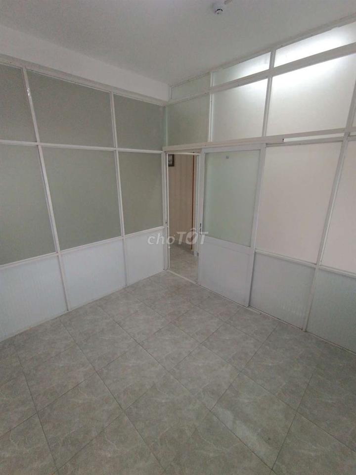 Căn Hộ 2PN 60m2 Mặt Tiền Cộng Hòa Đối Diện Sân Bay Giá Thương Lượng