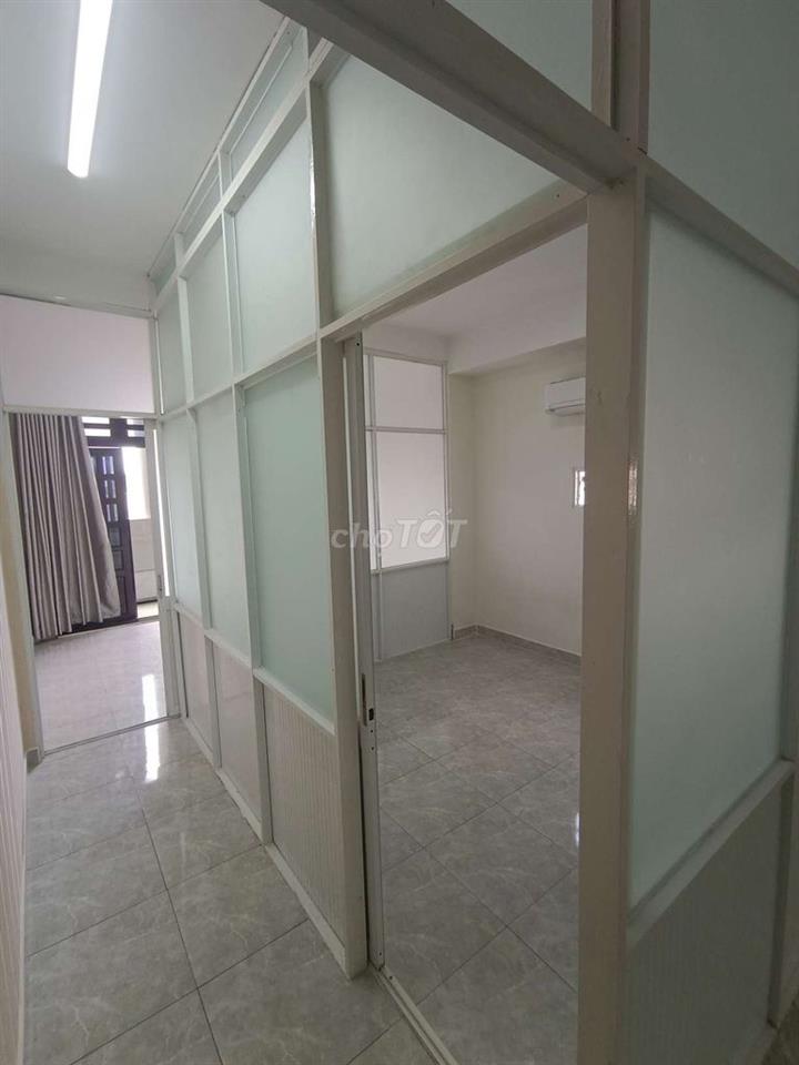 Căn Hộ 2PN 60m2 Mặt Tiền Cộng Hòa Đối Diện Sân Bay Giá Thương Lượng
