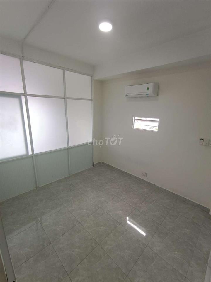 Căn Hộ 2PN 60m2 Mặt Tiền Cộng Hòa Đối Diện Sân Bay Giá Thương Lượng
