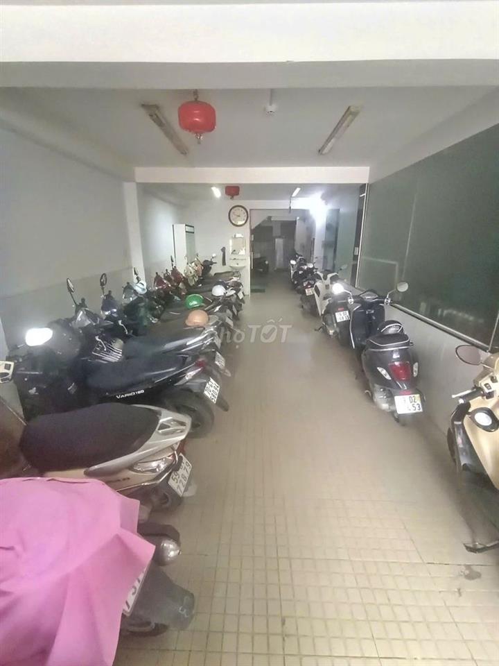 Căn Hộ 2PN 60m2 Mặt Tiền Cộng Hòa Đối Diện Sân Bay Giá Thương Lượng