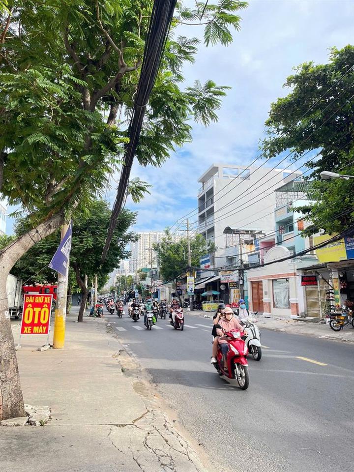 Mặt Tiền Đường Âu Cơ Vị Trí Đẹp, Dễ Kinh Doanh.