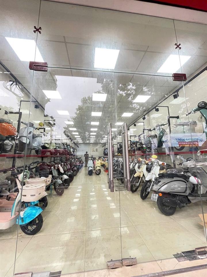 Mặt Tiền Âu Cơ 6m X 30m Nở Hậu - Gần Vòng Xoay Lê Đại Hành.