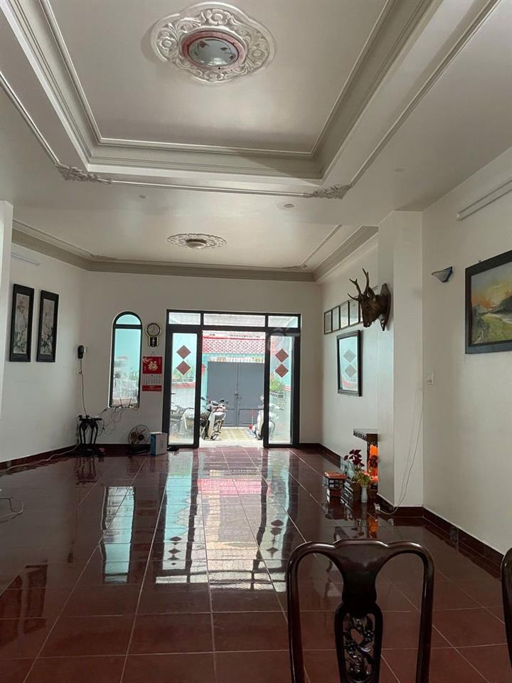 MẶT BẰNG ĐƯỜNG YÊN THẾ RỘNG RÃI - HẺM LỚN 2 Ô TÔ TẢI KẾ BÊN SÂN BAY