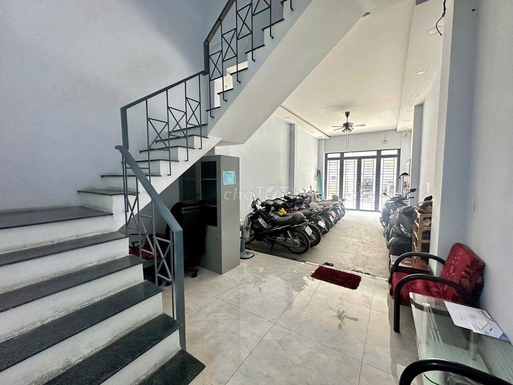 Cho thuê Văn Phòng rộng 36m2, mặt tiền đường Bàu Cát 6