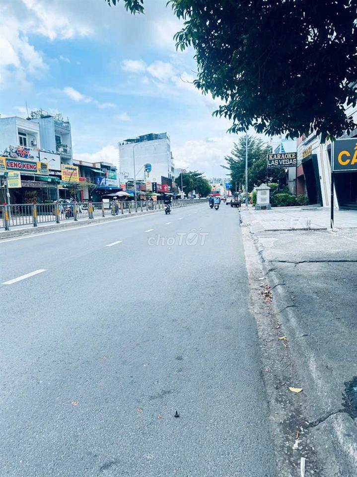 Cho Thuê  Nhà Mt Tây Thạnh, Trệt Trống Suốt, 4x8m, Giá 10TR/TH 