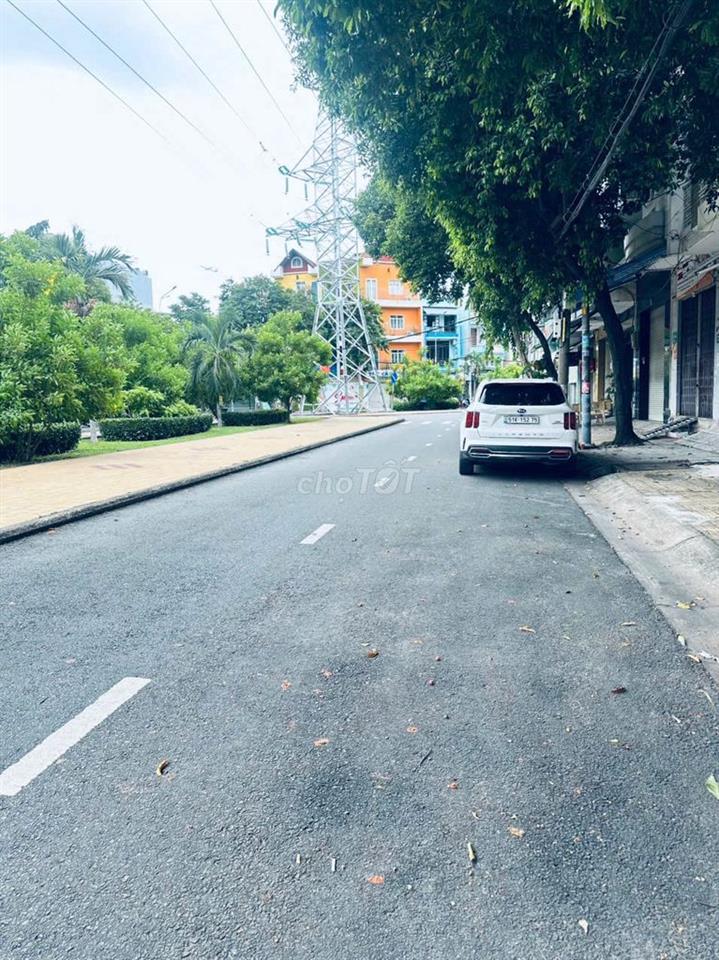 Nguyên Căn Mt Nguyễn Thế Truyện, 1 Trệt 1 Lầu ST 4PN, 4x18m, 20tr/Th 