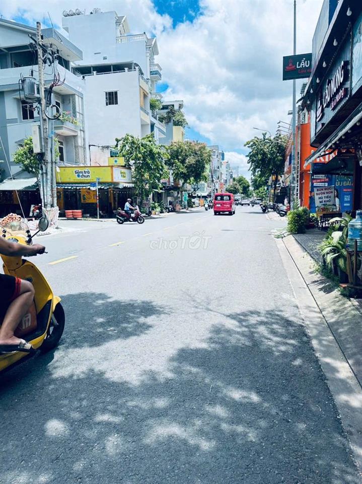 Nguyên Căn Mt Trương Vĩnh Ký, Trệt Trống Suốt ,8x2x20m,Giá 55tr/Th