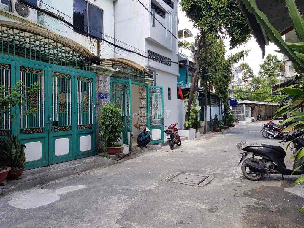 Nhà cho thuê làm văn phòng chuyển phát