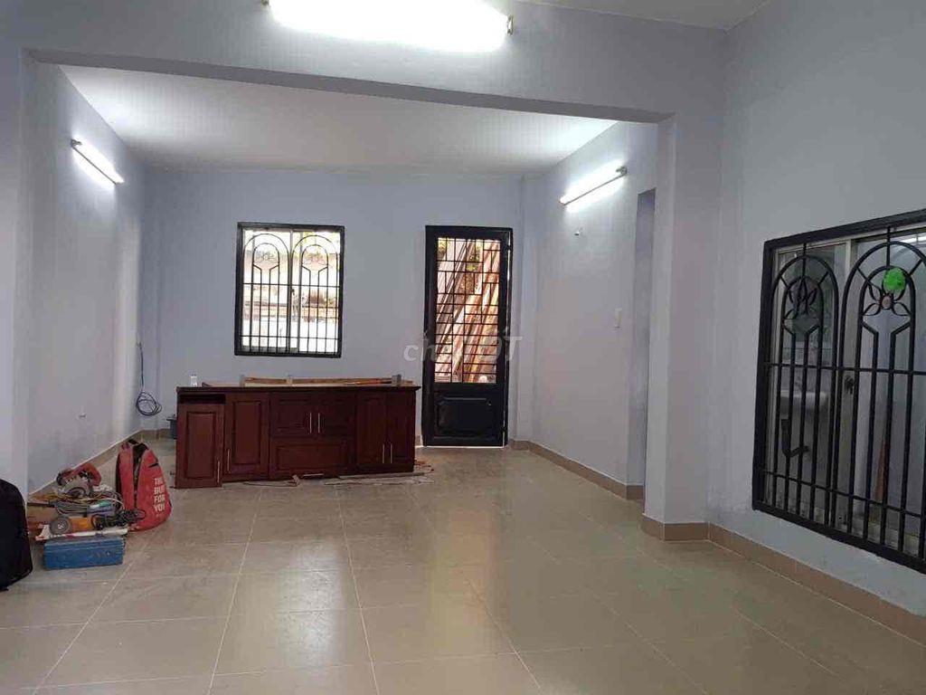 Nhà cho thuê làm văn phòng chuyển phát