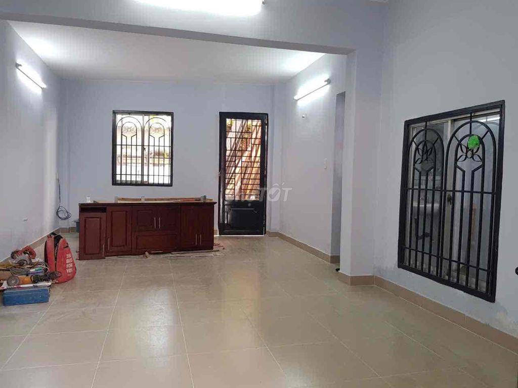 Nhà cho thuê làm văn phòng chuyển phát