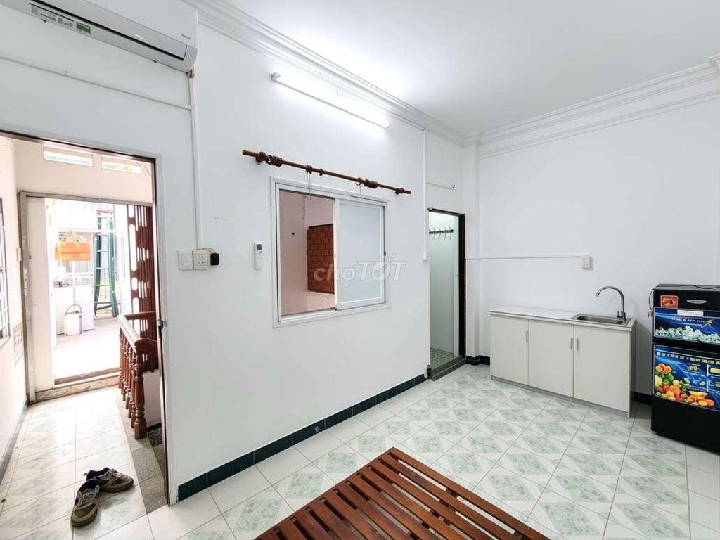 Cho thuê phòng studio full nội thất như hình ngay Q11
