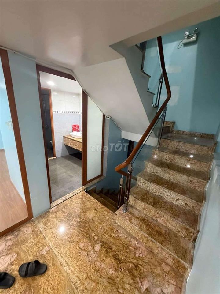 Tòa 500m2 CỘNG HÒA GIÁ TỐT