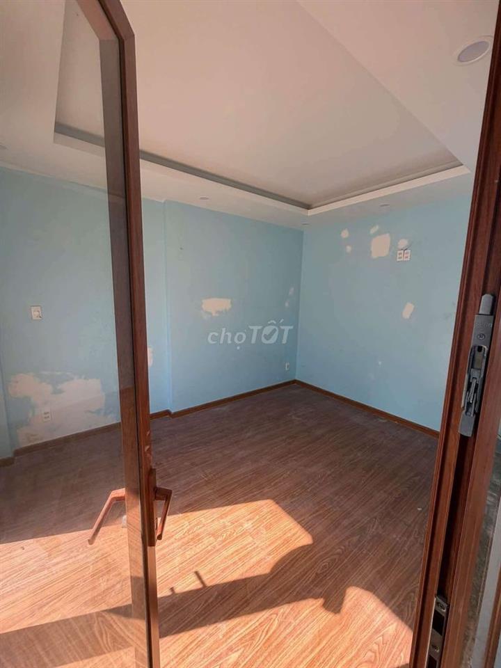 Tòa 500m2 CỘNG HÒA GIÁ TỐT