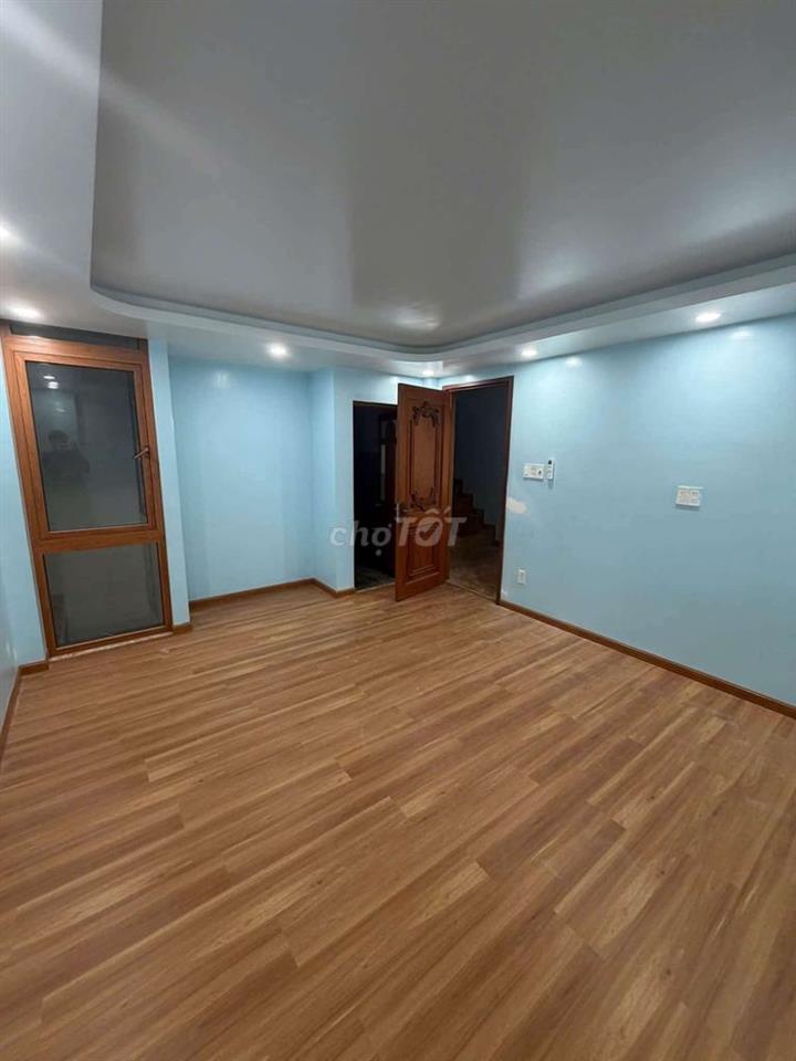 Tòa 500m2 CỘNG HÒA GIÁ TỐT