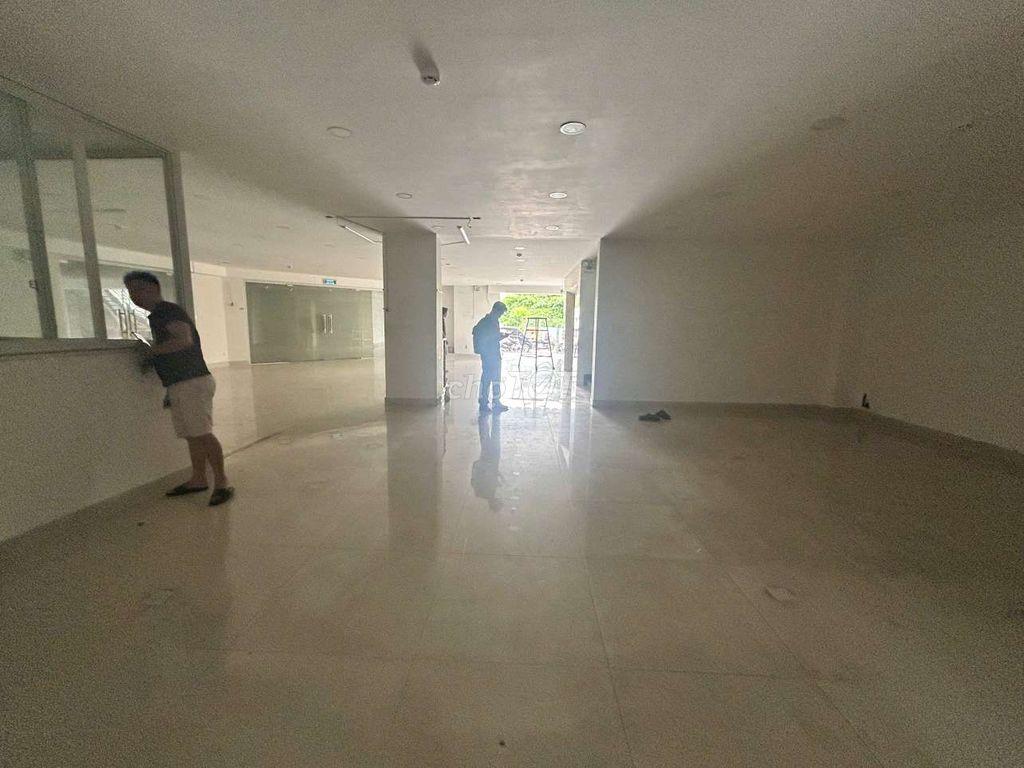 16x17m 5 Tầng giá tốt