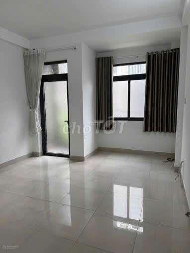 NGUYỄN MÌNH HOÀNG TRỆT 3 LẦU 21TR