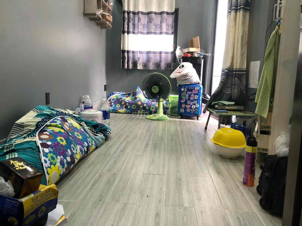 nhà cho thuê nguyên căn 3 lầu 9,5tr