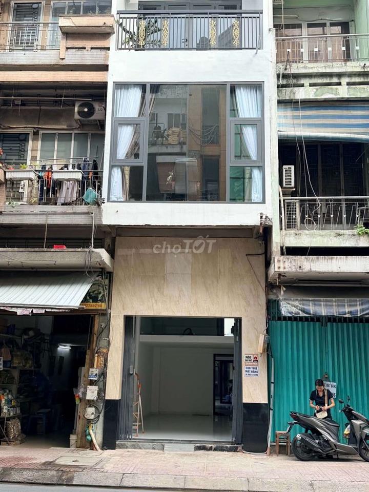 CHO THUÊ NHÀ MẶT BẰNG KINH DOANH PHẠM VĂN HAI - GẦN CHỢ VÀ SÂN BAY