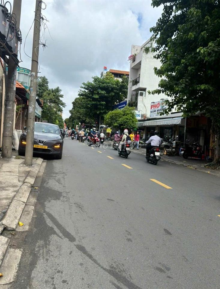 Cần cho thuê Mặt Bằng ngang 7m MT Trần Thị Trọng P.15 Q.Tân Bình
