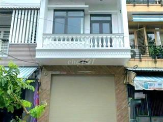 Cần cho thuê Mặt Bằng Mặt Tiền Bàu Cát P.11 Q.Tân Bình gần Đồng Đen