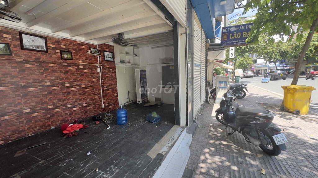 Mặt bằng vừa kinh doanh vừa ở
