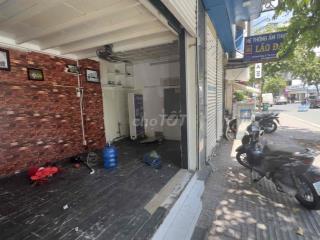 Mặt bằng vừa kinh doanh vừa ở