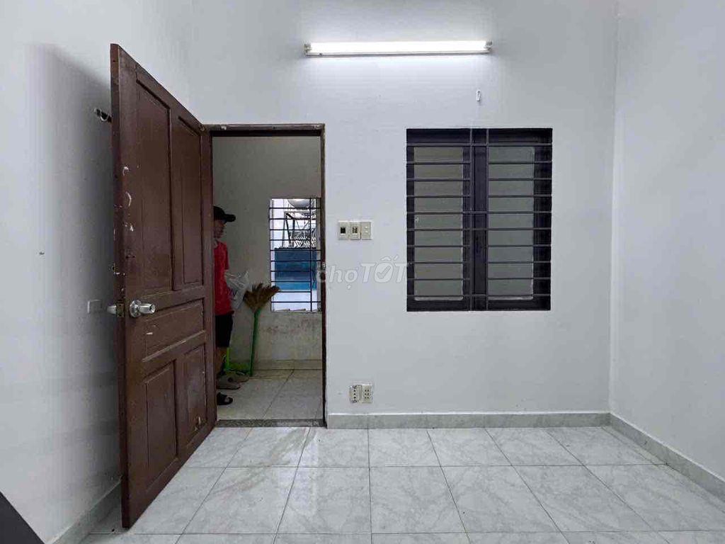 CHO THUÊ PHÒNG TRỌ GIÁ RẺ NGAY SÂN BAY
