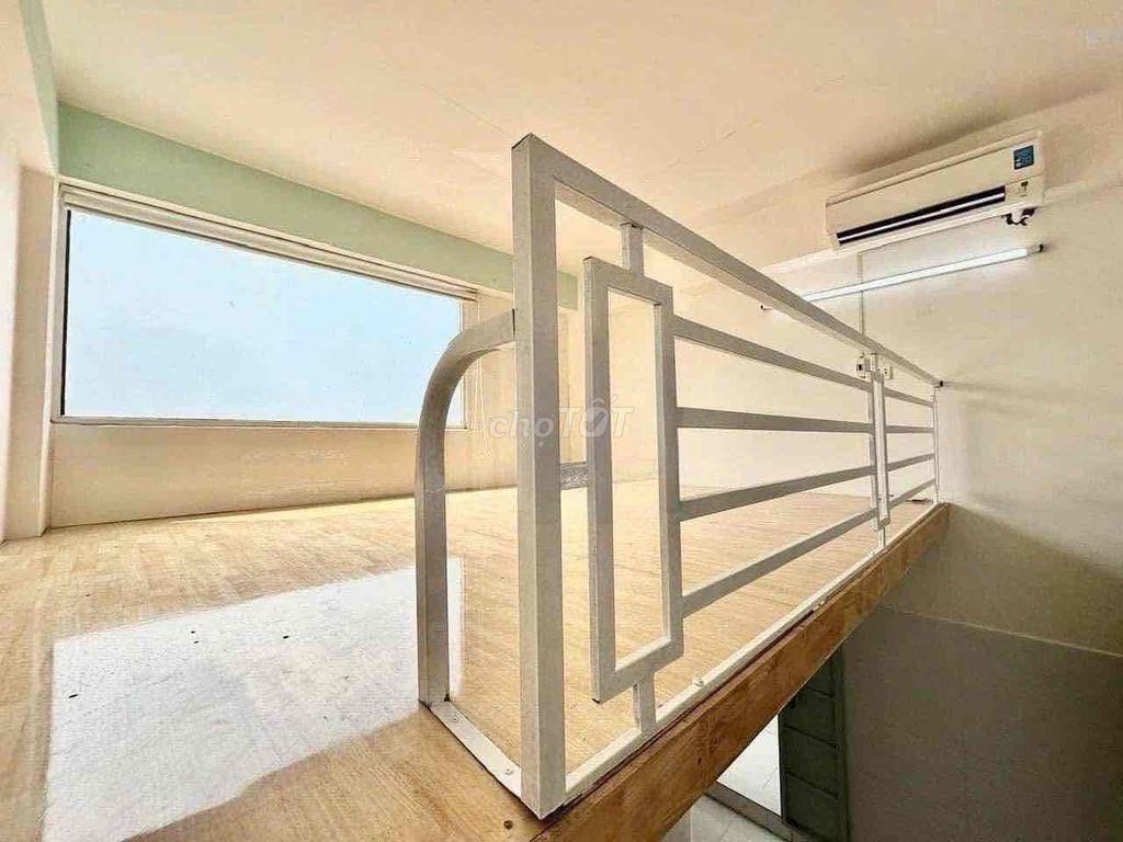 Duplex Cửa sổ trời ,Full nội thất