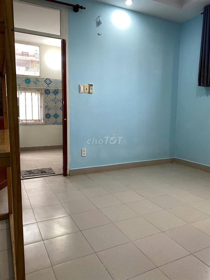 Phòng 30m² có bếp & toilet riêng – Trung tâm Tân Bình, 4 triệu/tháng