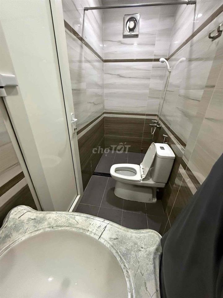 CHO NỮ THUÊ PHÒNG FULL NỘI THẤT CÁCH SÂN BAY 500M