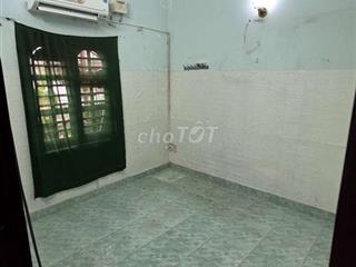 Phòng trọ máy lạnh P.10 cũ Tân Bình