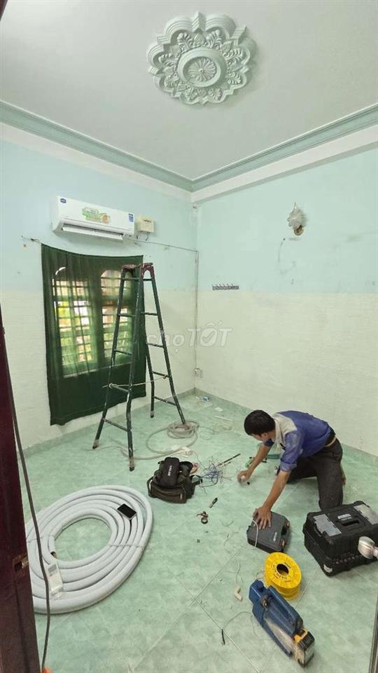 Phòng trọ máy lạnh P.10 cũ Tân Bình
