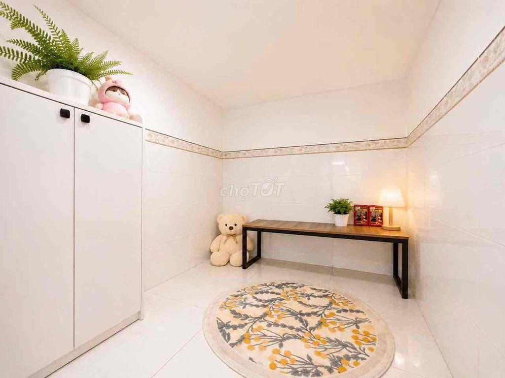 Duplex ban công full NT nhà ga T3