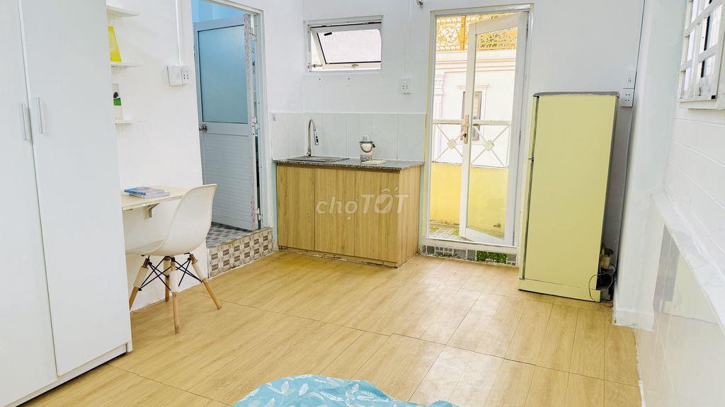 𝗦𝗧𝗨𝗗𝗜𝗢 BAN CÔNG, CỬA SỔ CV BÀU CÁT 3, 𝑬𝑻𝑶𝑾𝑵 , SÂN BAY T3. TÂN BÌNH