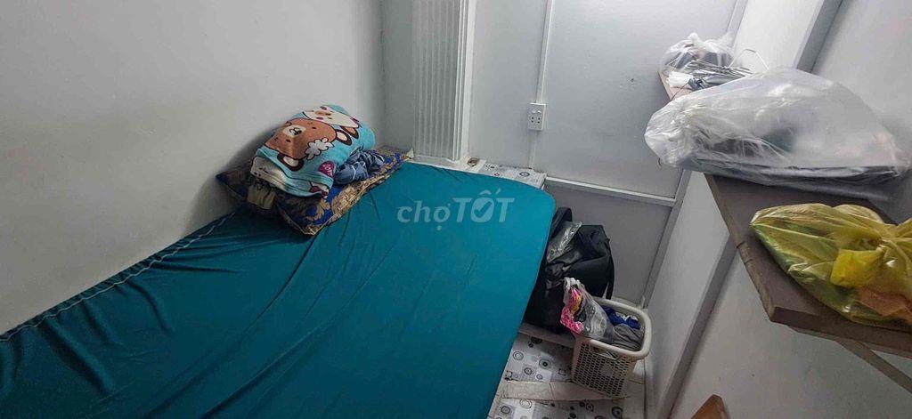 ký túc xá rèm giờ giấc tự do Cộng hòa gần sân bay máy lạnh