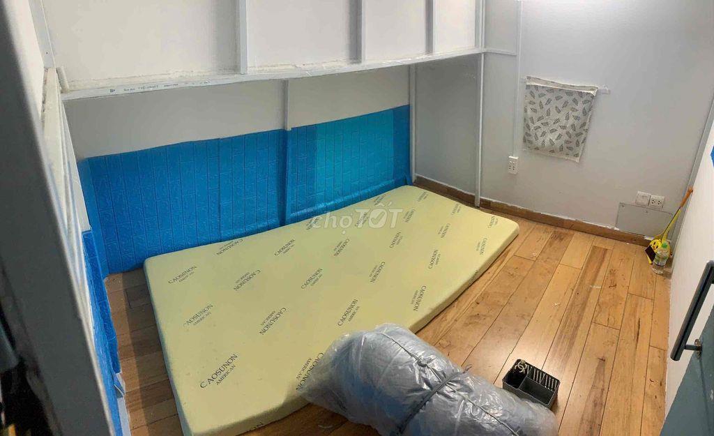 TRỌ bao máy lạnh gần sân bay Tân Sơn Nhất ra vào tự do bằng vân tay